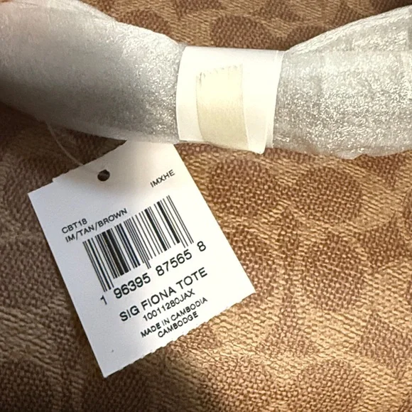 Coach Brown Signature Fiona Tote Bag - Picture 4 of 4